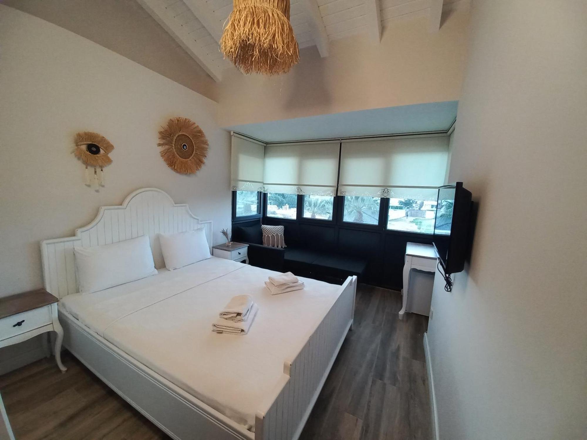 Chloe Boutique Hotel Alacati Exterior foto
